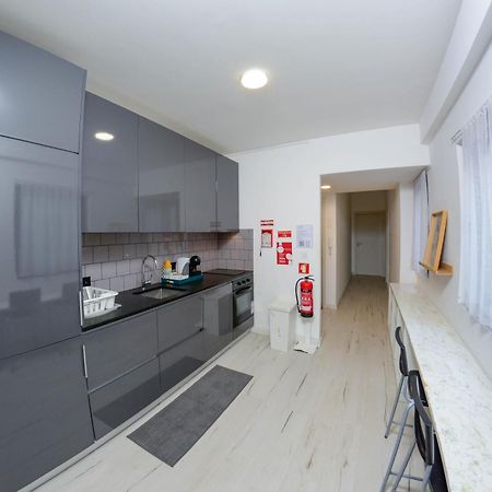 Travel And Live Apartments Порту Экстерьер фото