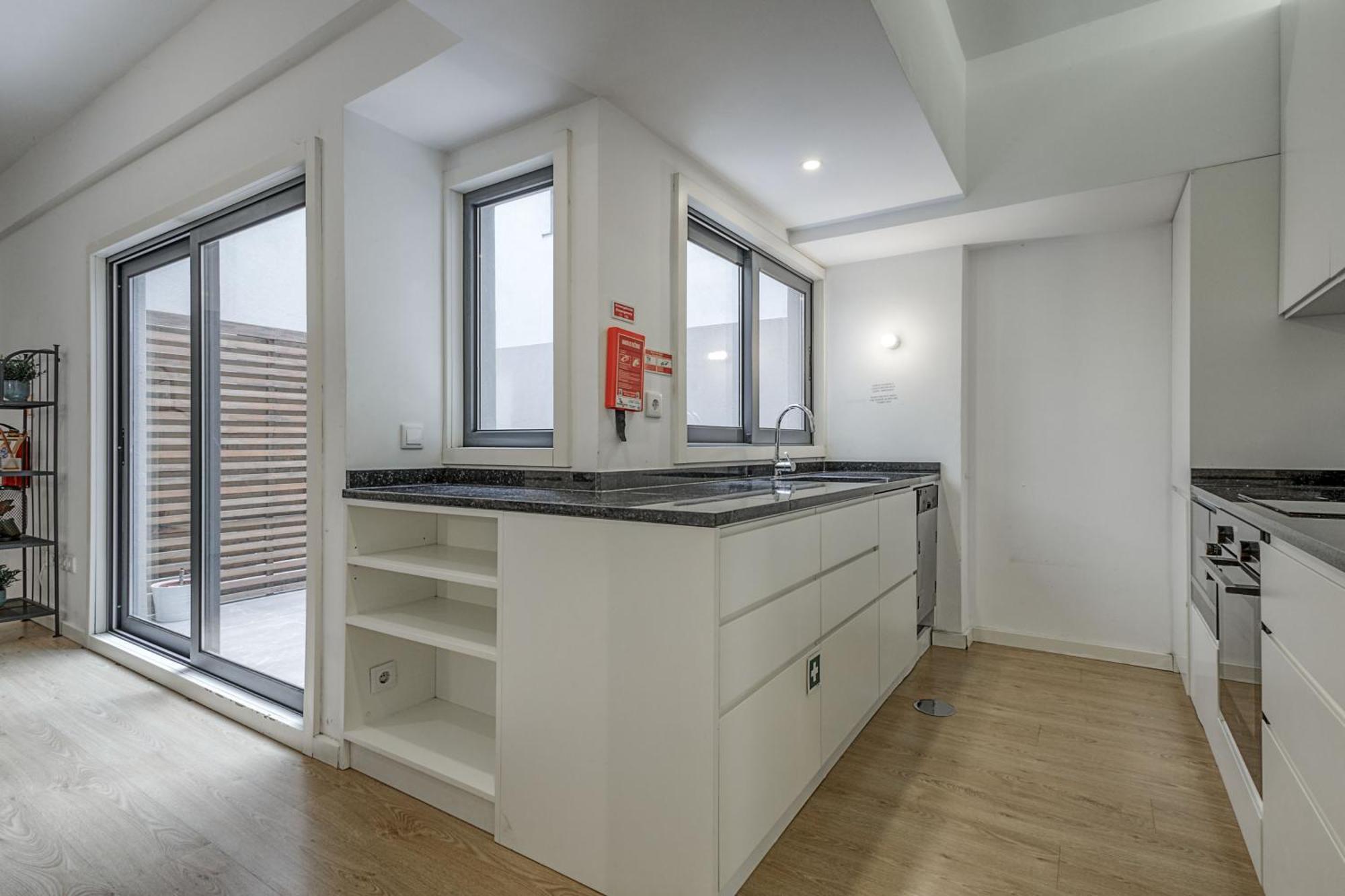 Travel And Live Apartments Порту Экстерьер фото