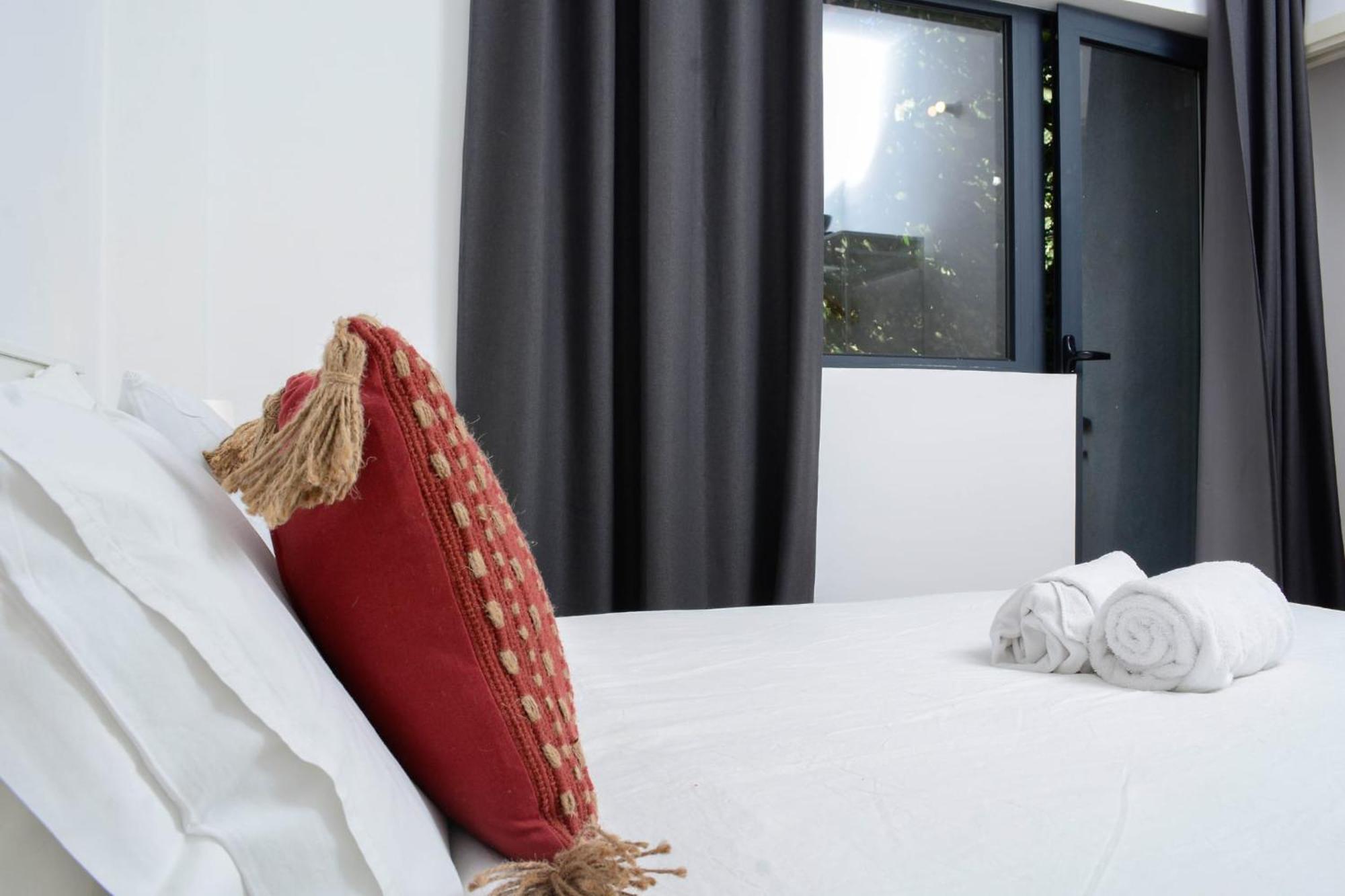 Travel And Live Apartments Порту Экстерьер фото