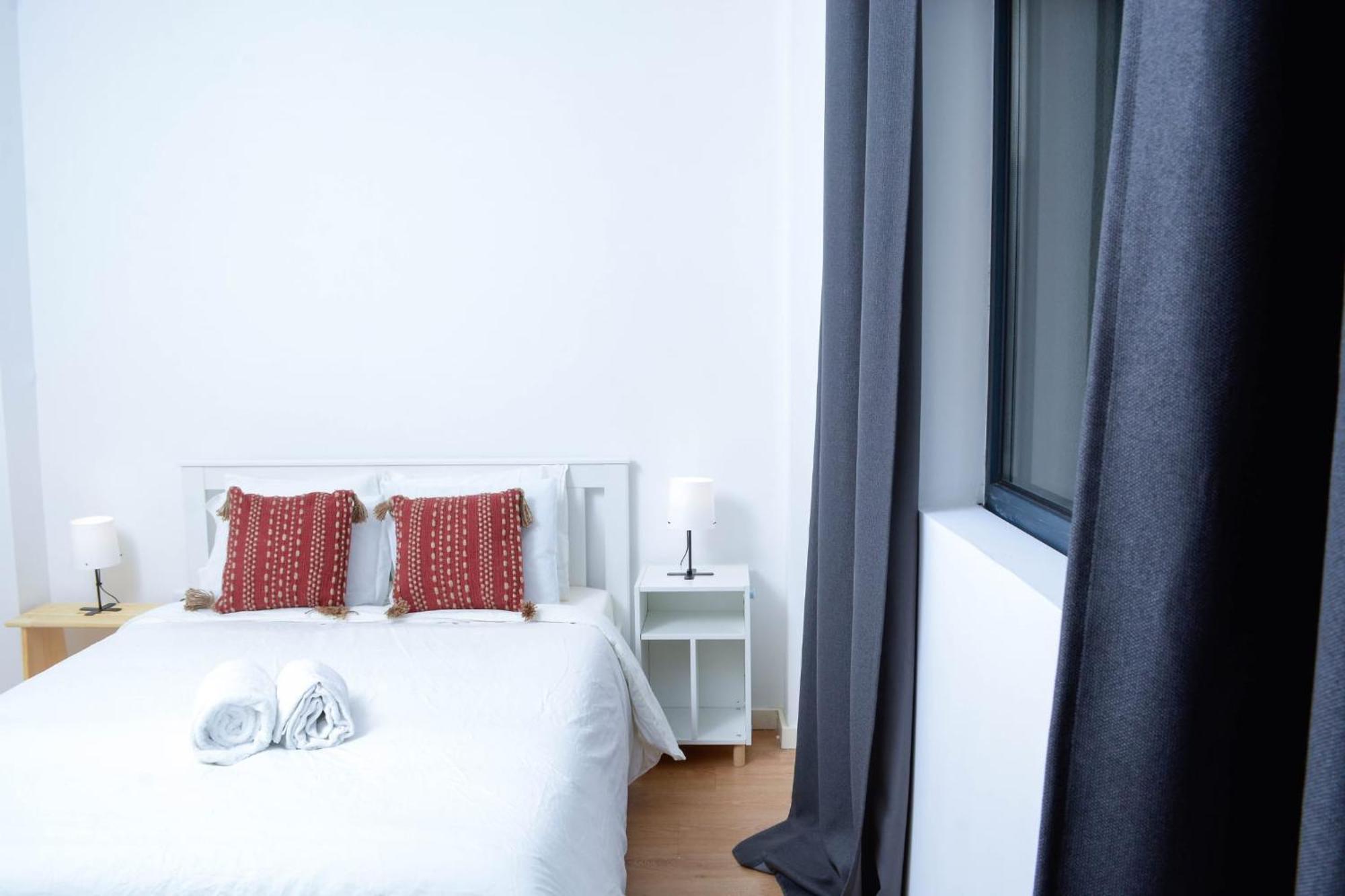 Travel And Live Apartments Порту Экстерьер фото