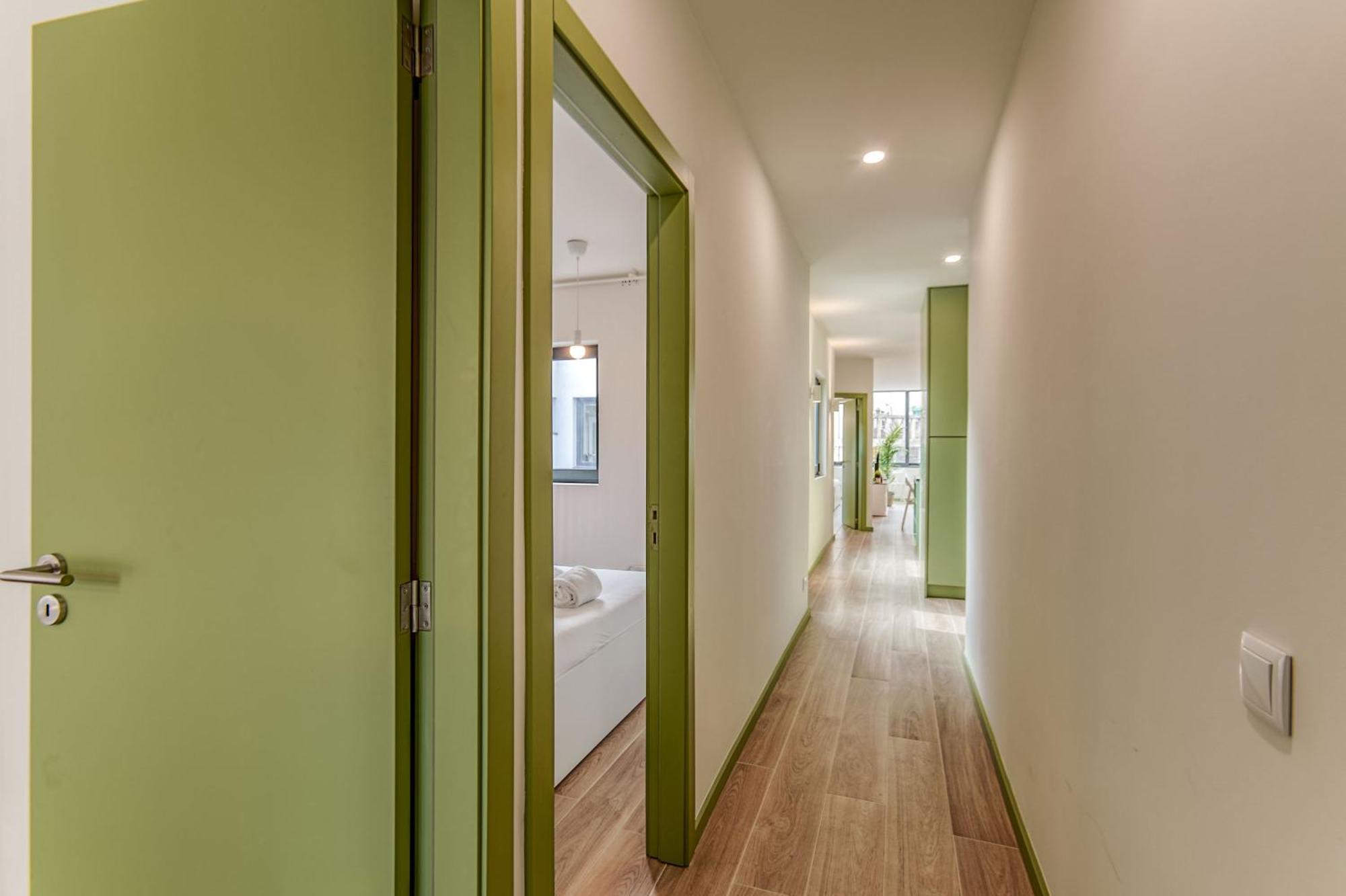 Travel And Live Apartments Порту Номер фото