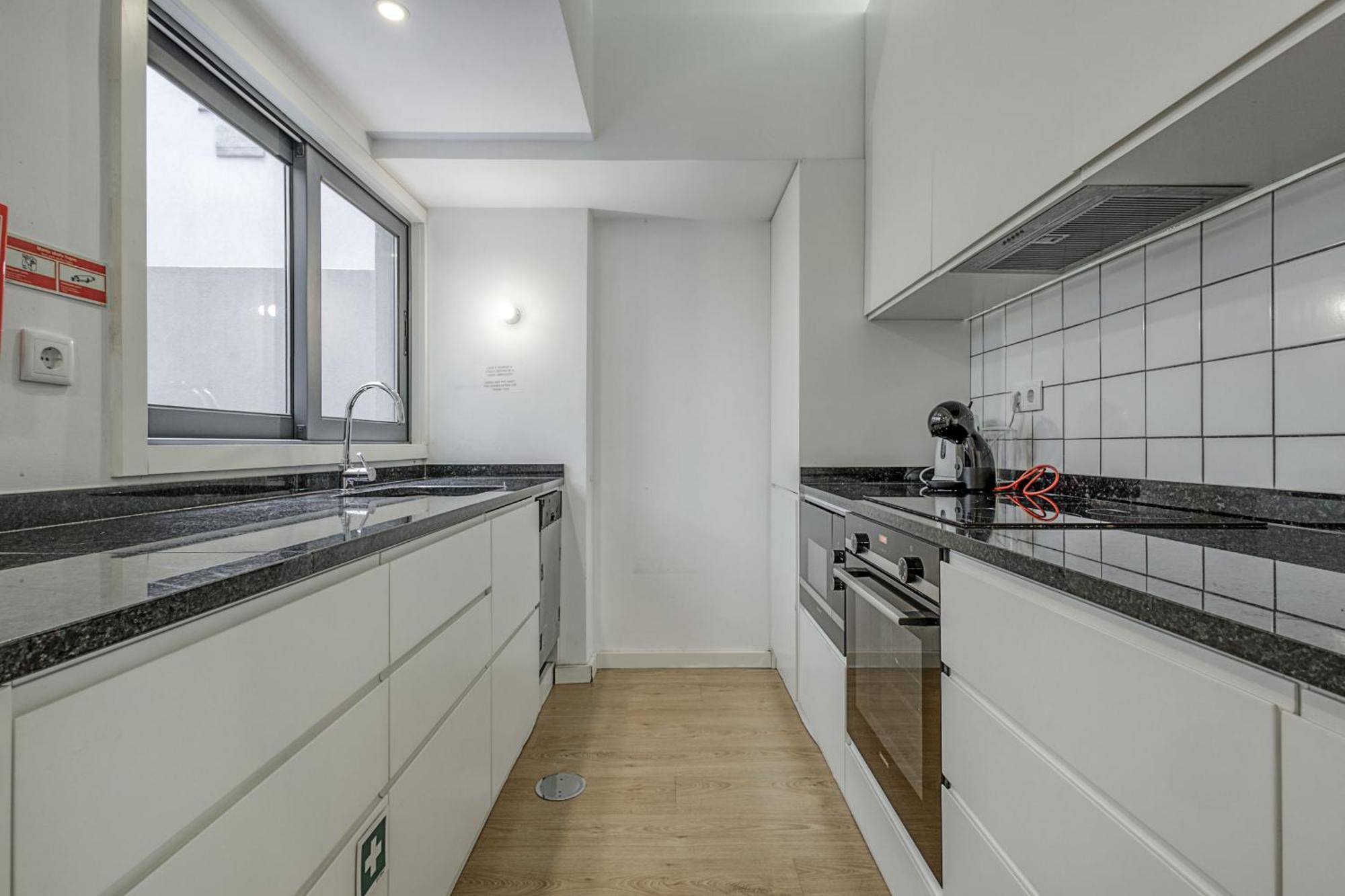 Travel And Live Apartments Порту Номер фото