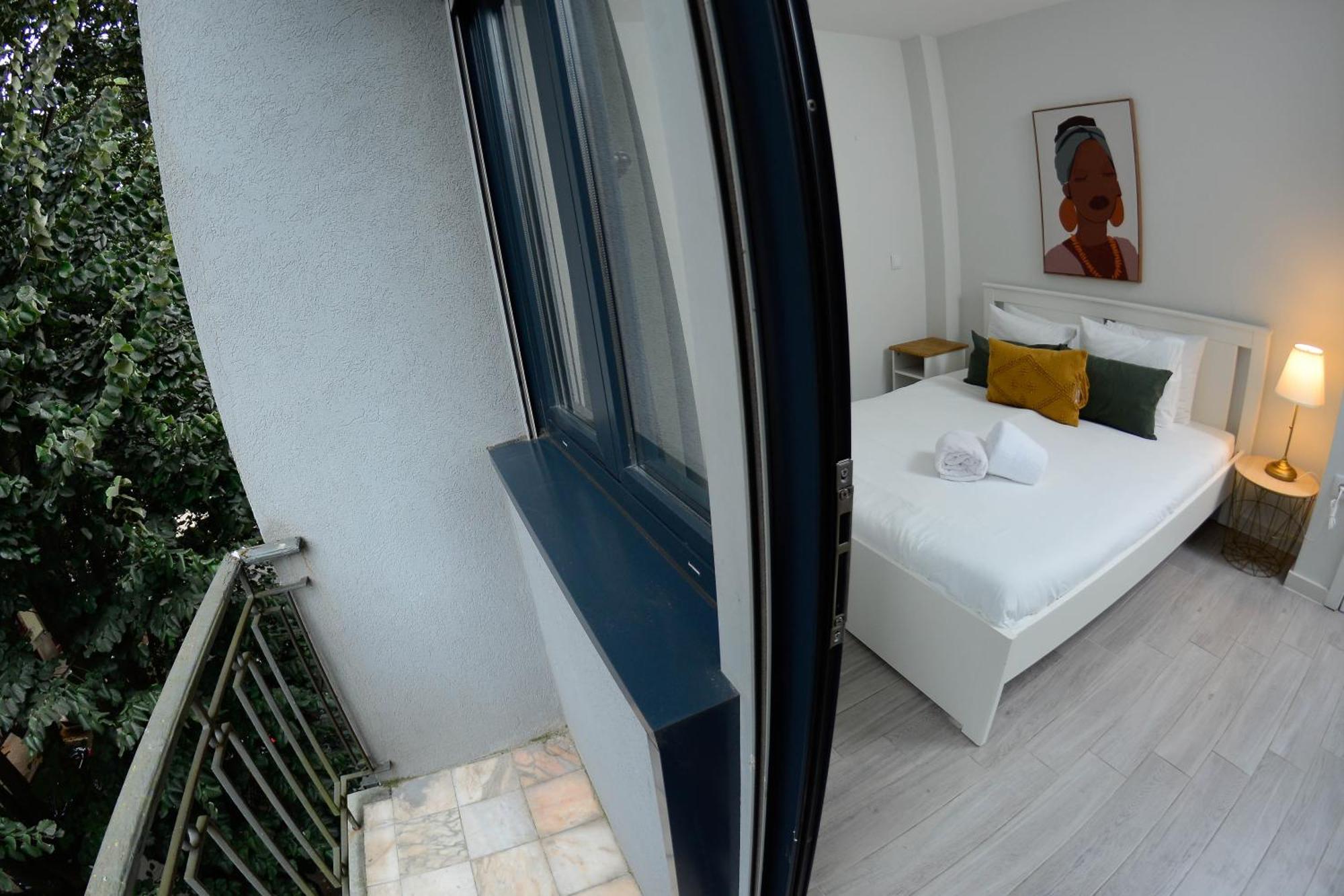 Travel And Live Apartments Порту Экстерьер фото