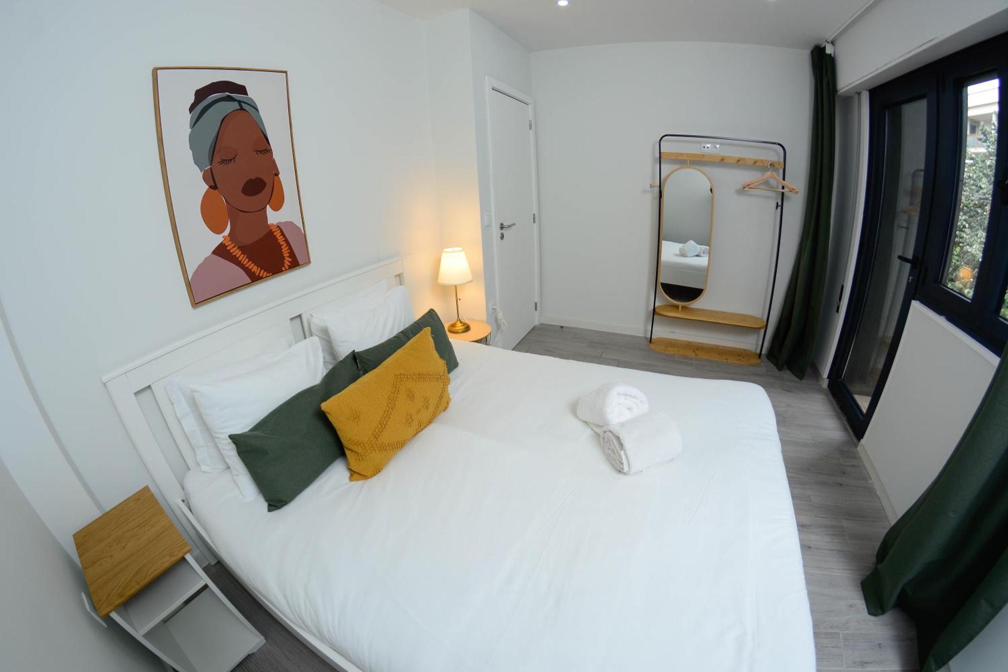 Travel And Live Apartments Порту Экстерьер фото