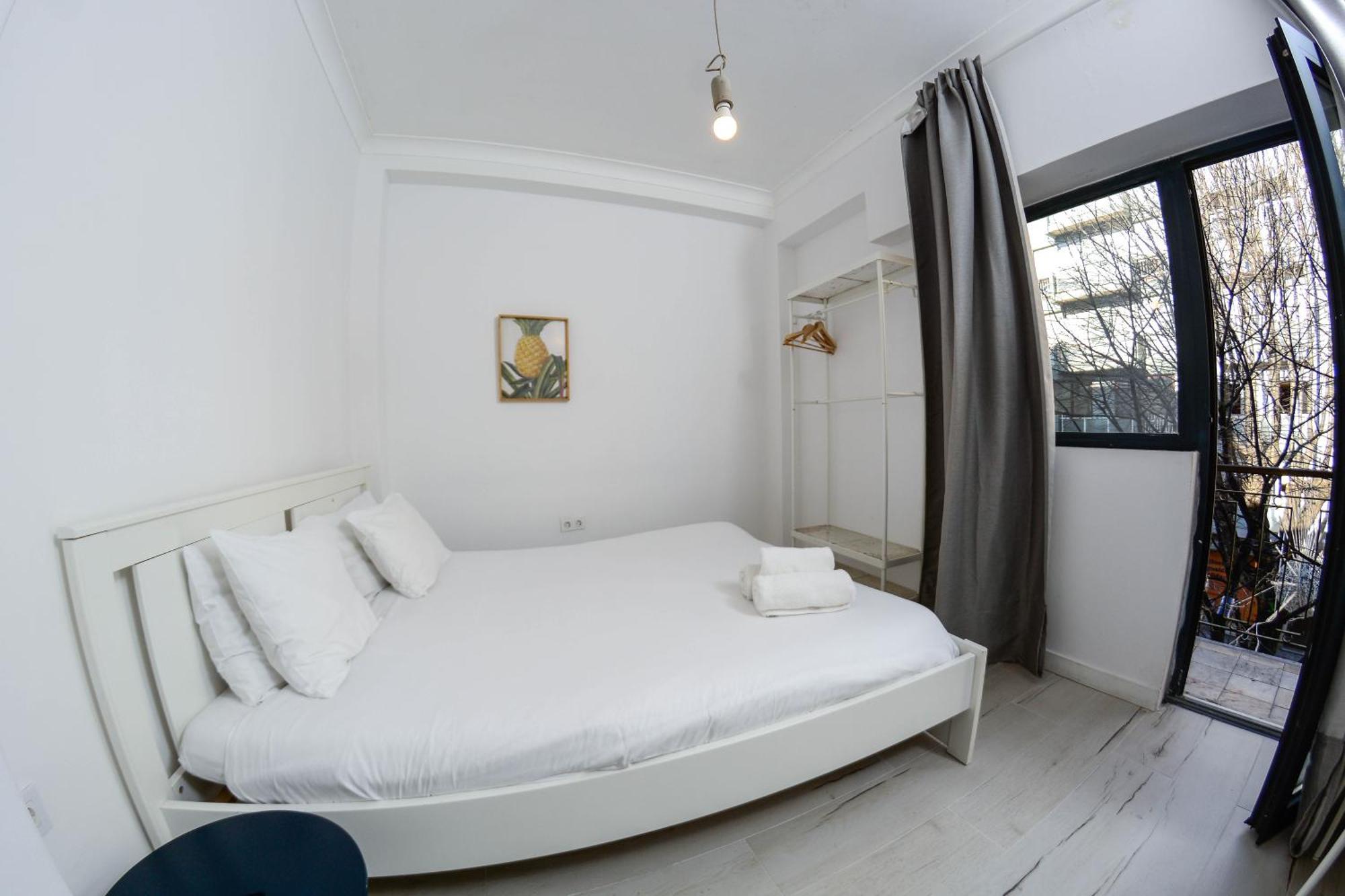 Travel And Live Apartments Порту Экстерьер фото